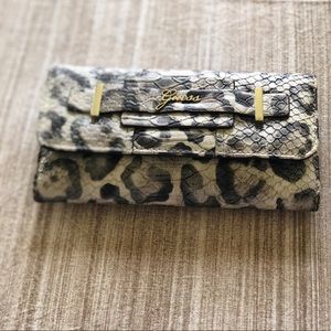 Guess Wallet